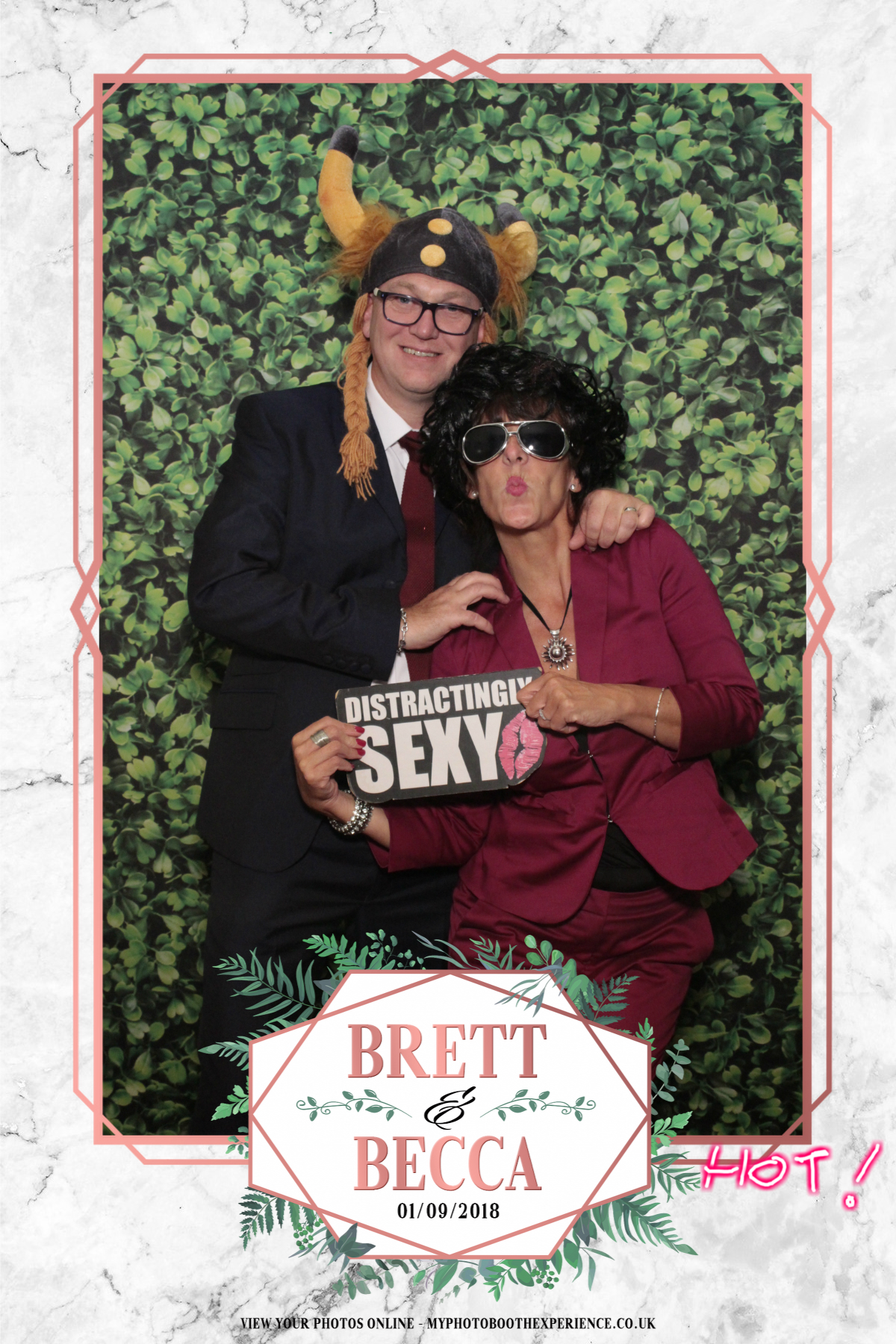 Brett & Becca's Wedding | View more photos from the event at gallery.myphotoboothexperience.co.uk/u/MyPhotoBoothExperienceLtd/Brett-Beccas-Wedding